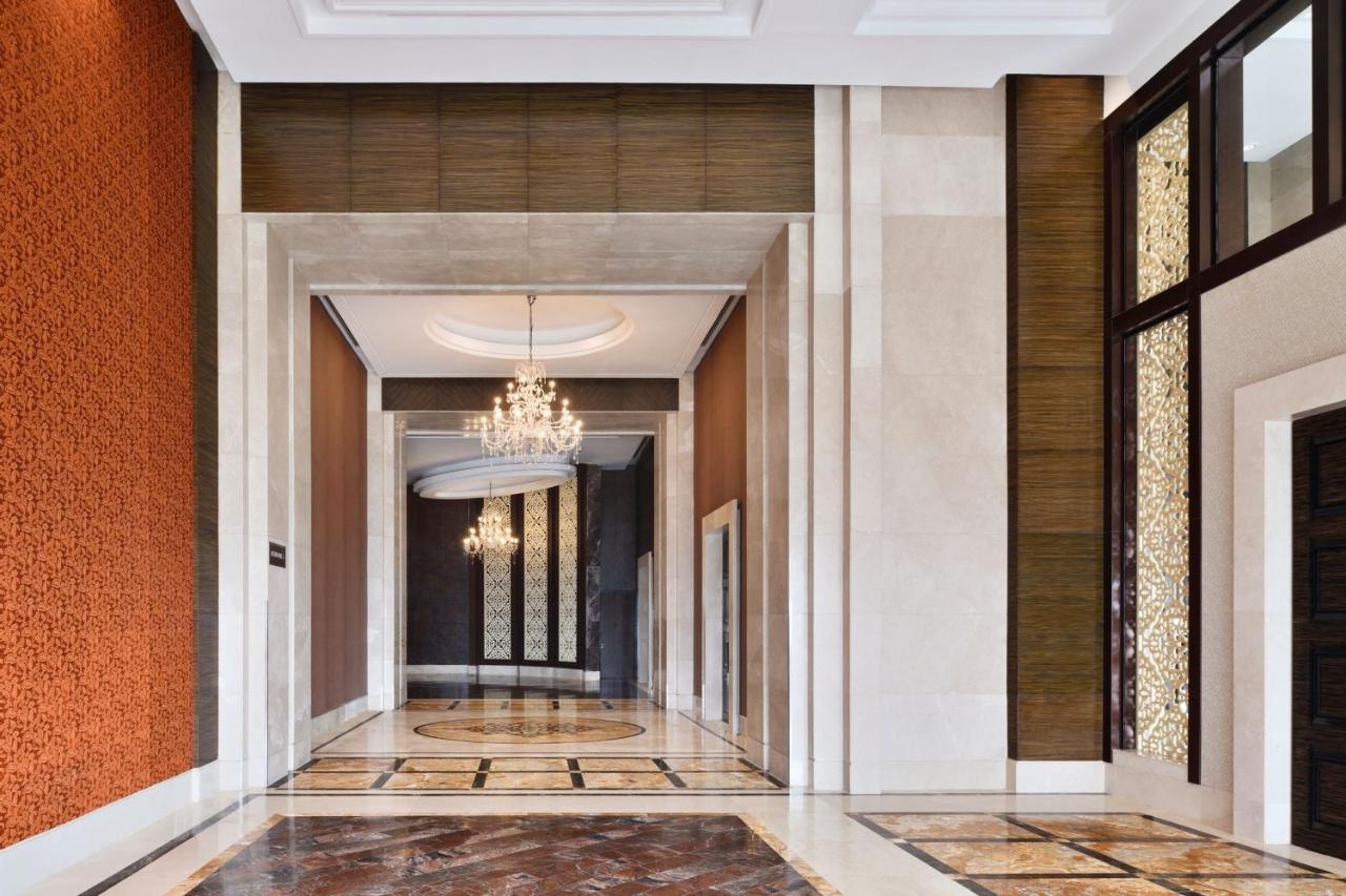 Hotel The St. Regis Bombaj Zewnętrze zdjęcie The lobby of the Ritz-Carlton, DIFC