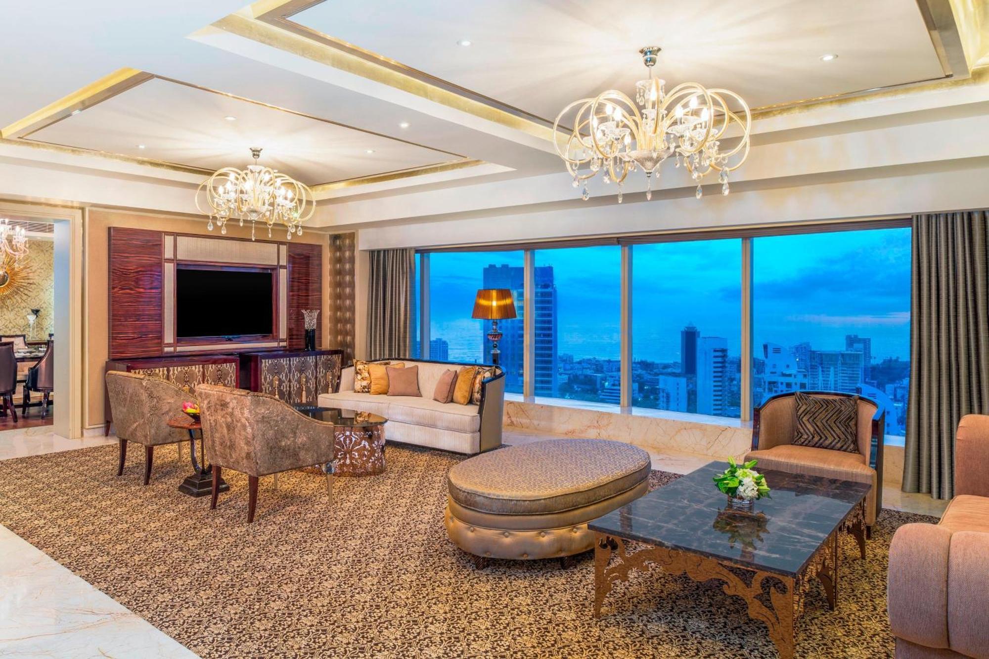 Hotel The St. Regis Bombaj Zewnętrze zdjęcie A suite at the Shangri-La Kuala Lumpur